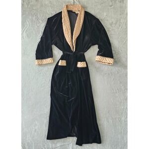 Vintage Delicates Velour Robe S Black Velvet Rich Quilted Collar Vamp Castlecore